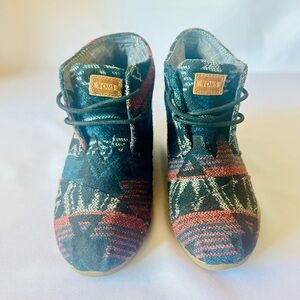 Toms Aztec wedge Lace up booties